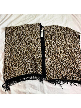 Chico’s Reversible Fringed Ruana Covering Wrap Animal Print Woman’s One Size